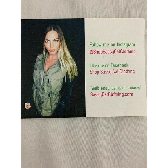 Eight Sixty Floral Long sleeve top - Picture 7 of 7